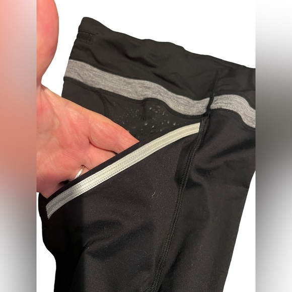 Lululemon Run A Marathon Cropped Leggings EUC - Picture 3 of 7